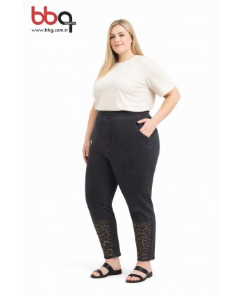BAYAN BÜYÜK BEDEN GENİŞ KALIP YÜKSEK BEL LİKRALI PAÇA LEOPAR DESEN PANTOLON